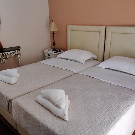 Cosy Apartment In Chalandri Athen Exterior foto